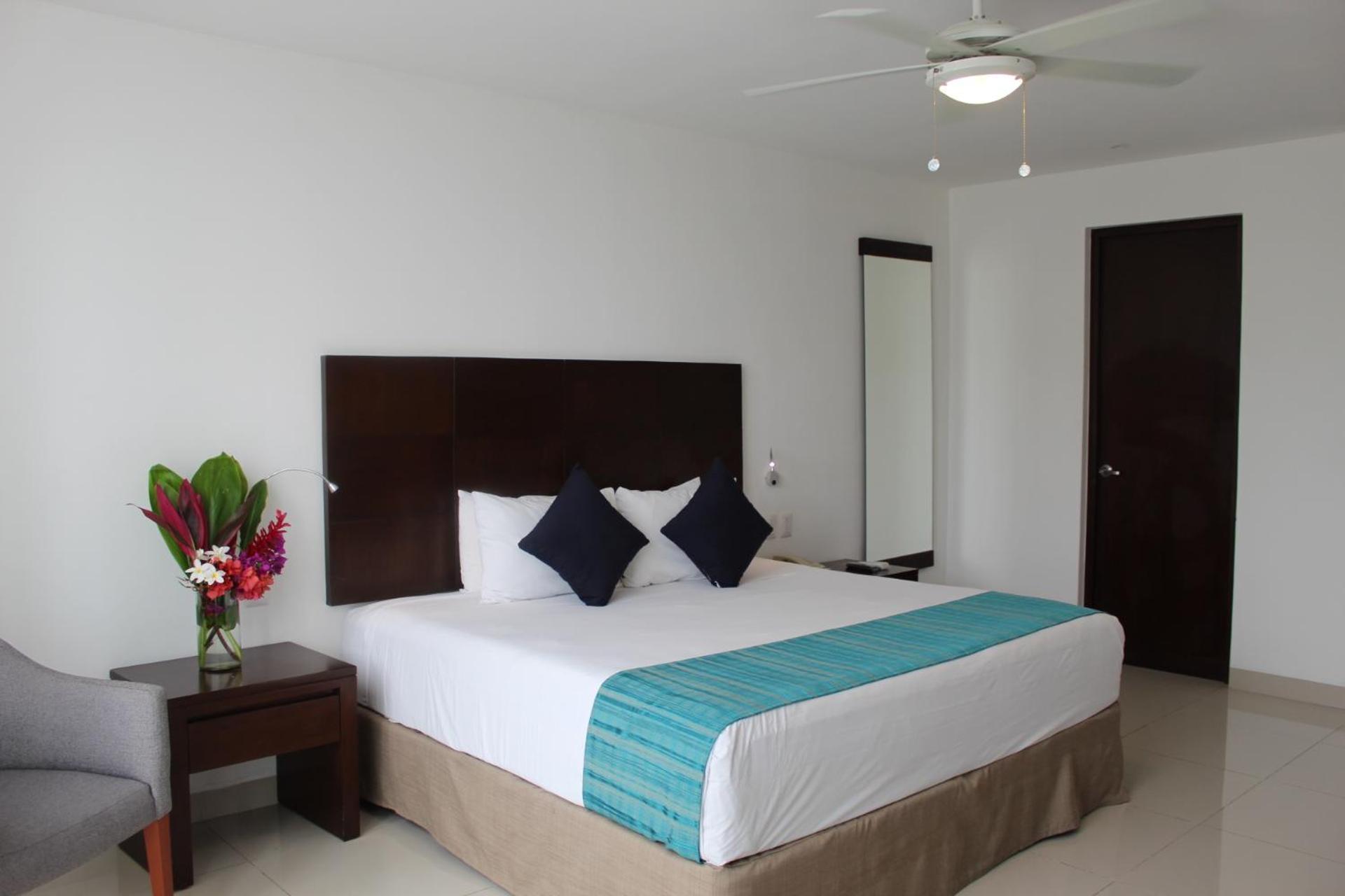 Meson De La Luna Hotel & Spa Mérida Buitenkant foto